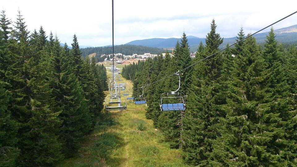 Ferienwohnung Apartman Nina Kopaonik Centar Exterior foto